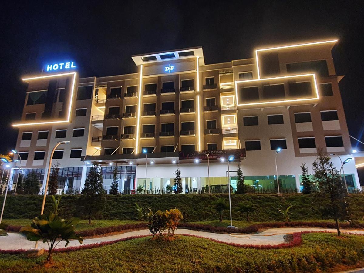 D&F Boutique Hotel Seremban 2 Bagian luar foto
