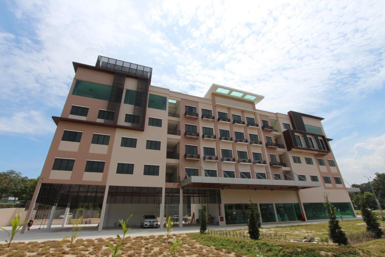 D&F Boutique Hotel Seremban 2 Bagian luar foto