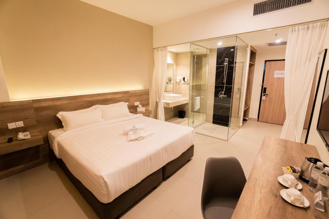 D&F Boutique Hotel Seremban 2 Bagian luar foto