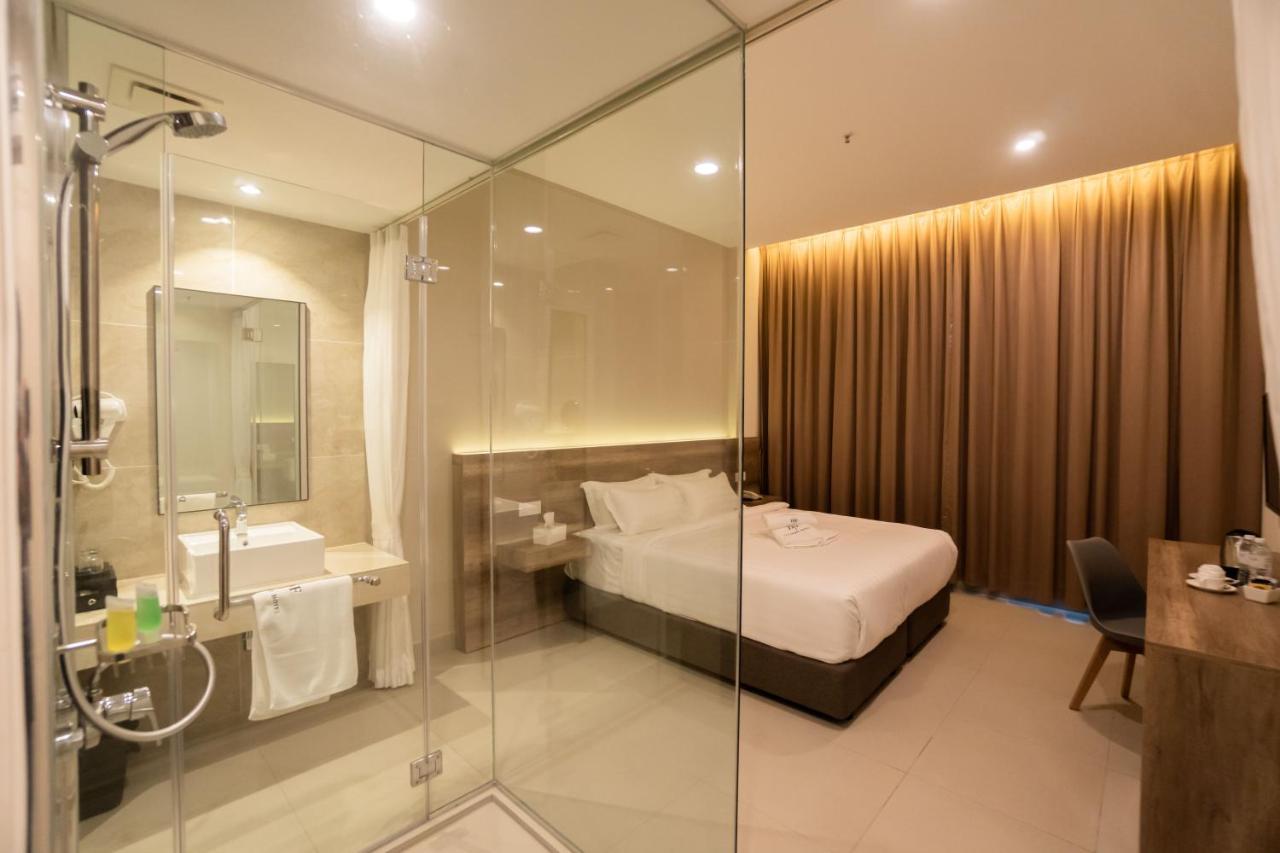 D&F Boutique Hotel Seremban 2 Bagian luar foto